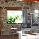 شقة Traditional Stone House At Great Location *