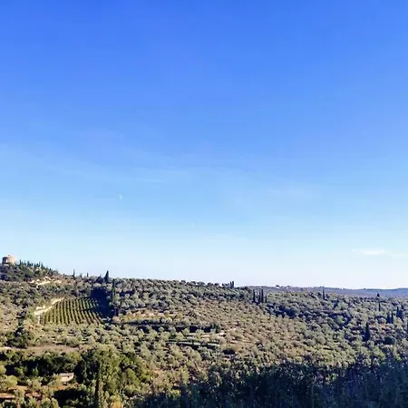 Traditional Stone House At Great Location Apartment