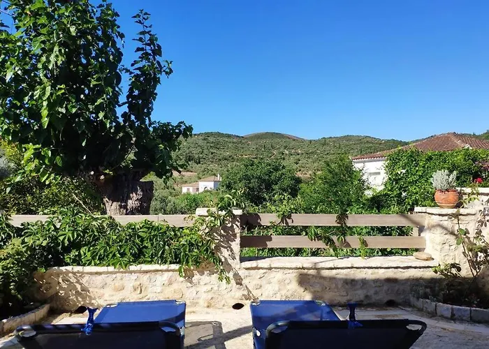 Apartamento Traditional Stone House At Great Location