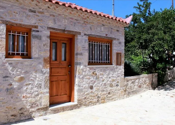 Traditional Stone House At Great Location Lägenhet *